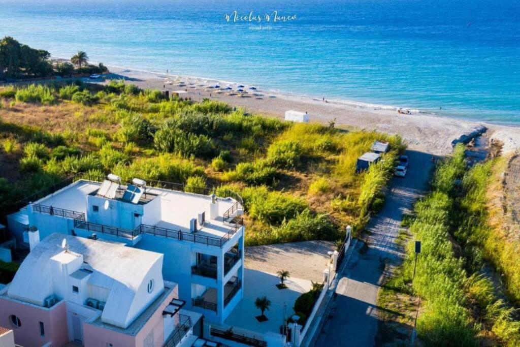 White&Blue Luxury Suites Ialysos  Ngoại thất bức ảnh