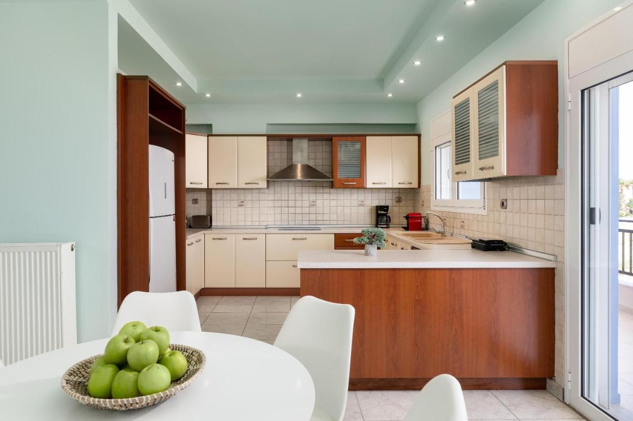 White&Blue Luxury Suites Ialysos  Ngoại thất bức ảnh